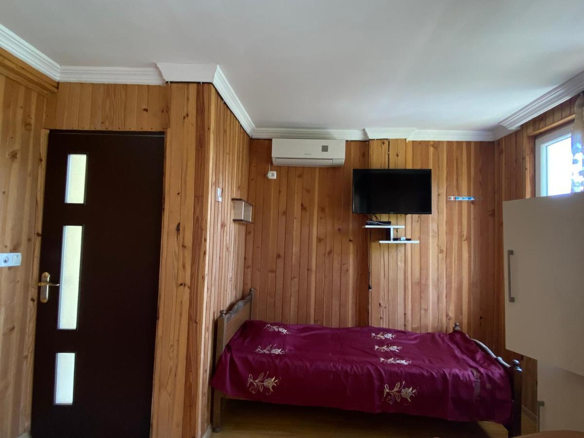 Guest House Mari Ureki Buitenkant foto